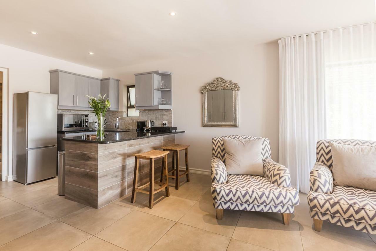 Sunrise Bay Self Catering Apartment เพลตเตนเบิร์กเบย์ ภายนอก รูปภาพ