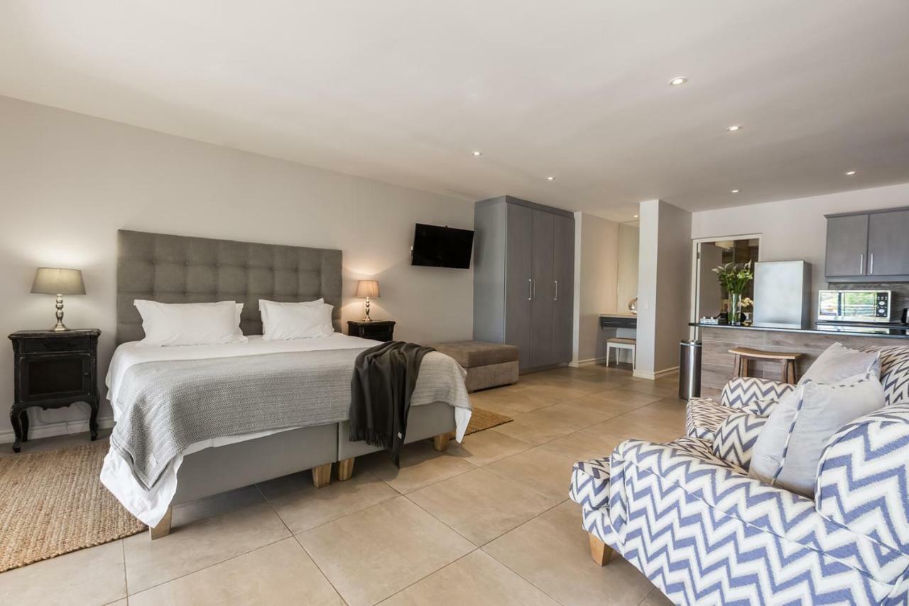 Sunrise Bay Self Catering Apartment เพลตเตนเบิร์กเบย์ ภายนอก รูปภาพ