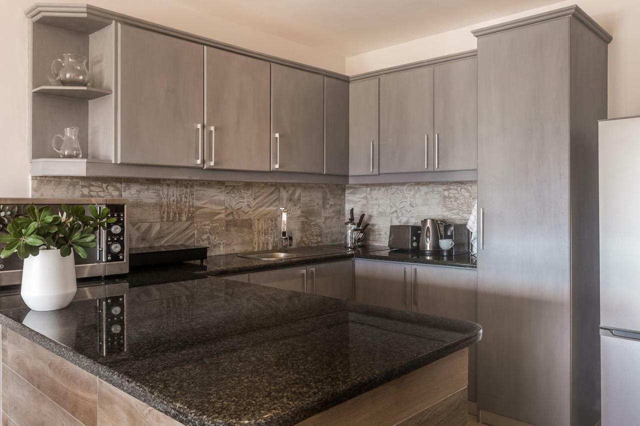 Sunrise Bay Self Catering Apartment เพลตเตนเบิร์กเบย์ ภายนอก รูปภาพ
