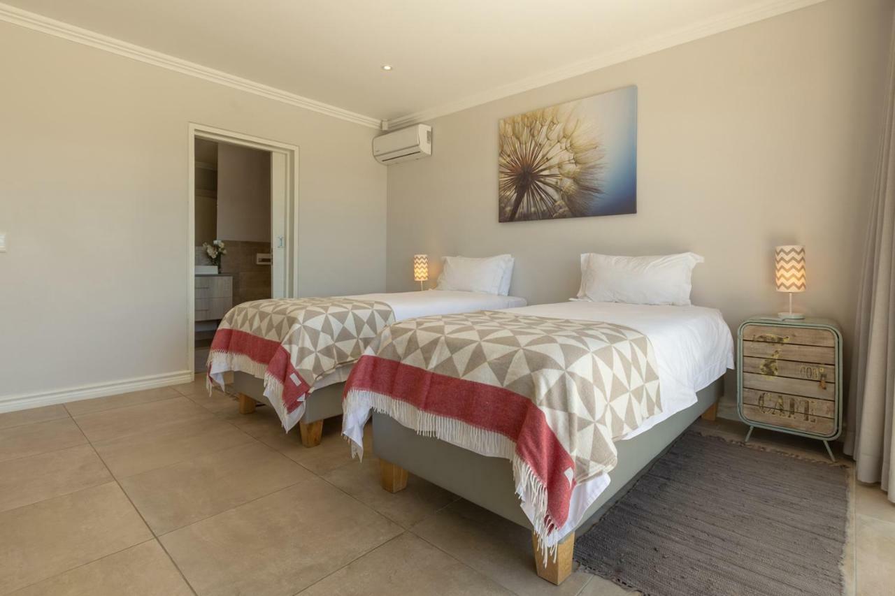 Sunrise Bay Self Catering Apartment เพลตเตนเบิร์กเบย์ ภายนอก รูปภาพ