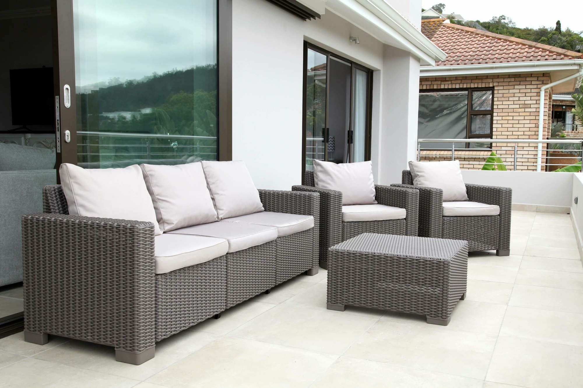 Sunrise Bay Self Catering Apartment เพลตเตนเบิร์กเบย์ ภายนอก รูปภาพ