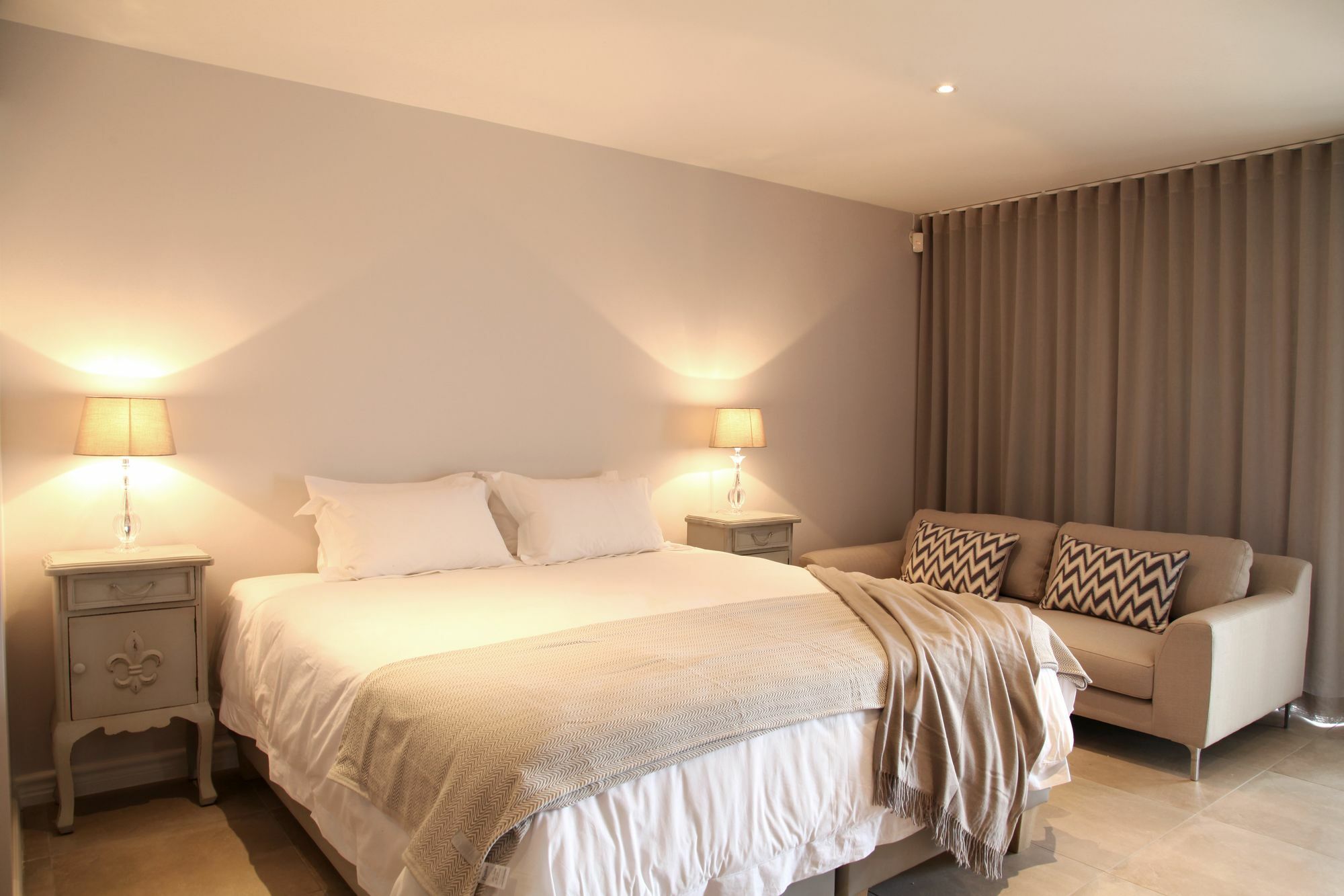 Sunrise Bay Self Catering Apartment เพลตเตนเบิร์กเบย์ ภายนอก รูปภาพ